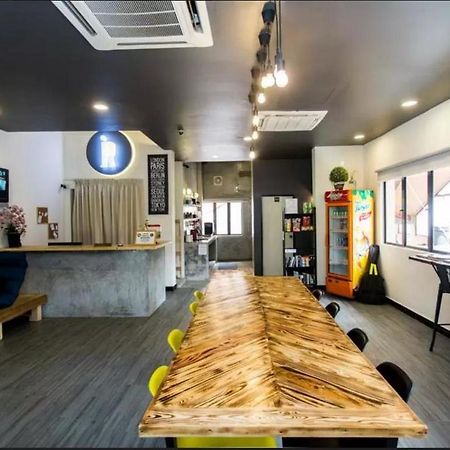Revopackers Beds And Bunks Hostel Куала Лумпур Екстериор снимка