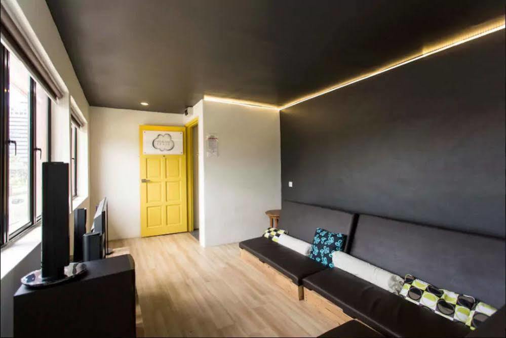 Revopackers Beds And Bunks Hostel Куала Лумпур Екстериор снимка